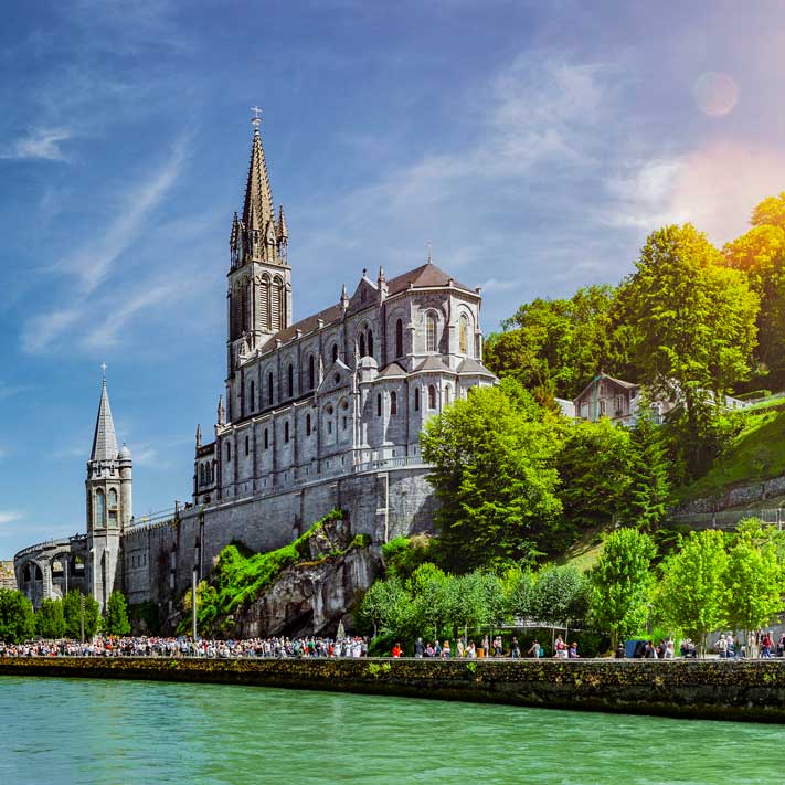 Investissement locatif à Lourdes : guide complet pour 2025