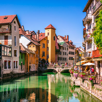 Investissement locatif à Annecy : guide complet pour 2025