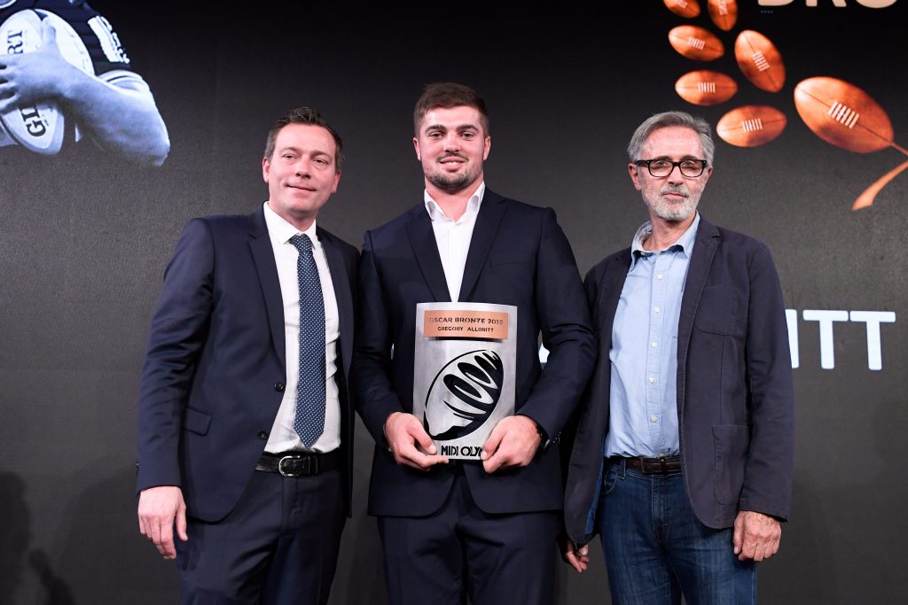 Julien Joubert, Grégory Alldritt, Thierry Lhermitte lors de la cérémonie annuelle des Oscars Midi Olympique