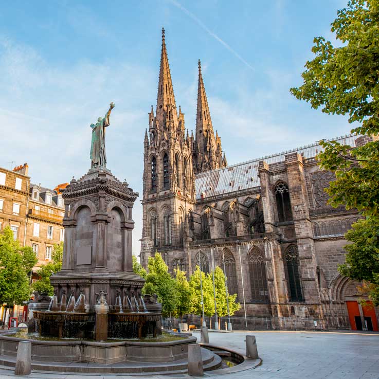 Investissement locatif à Clermont-Ferrand : opportunités et stratégies pour 2024